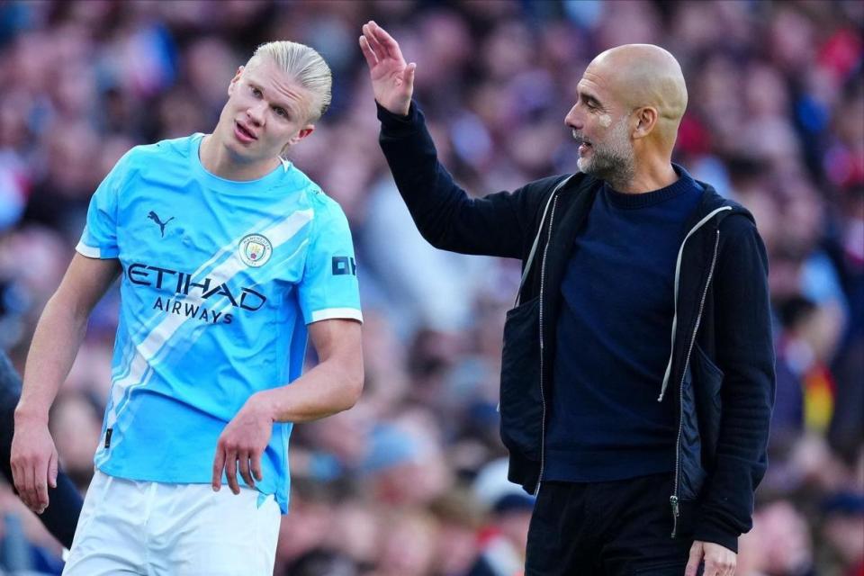 inews, 曼城本身阵