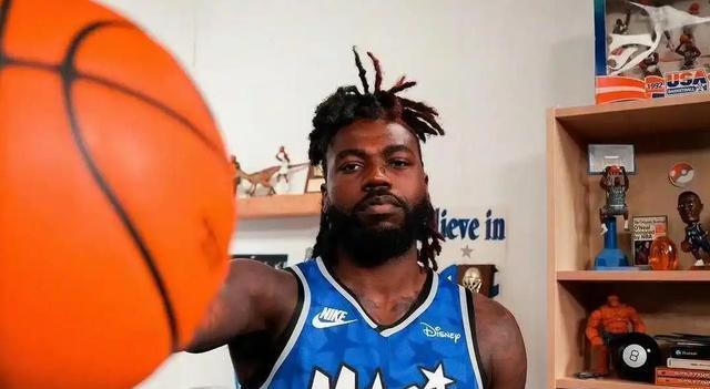 任盈, 火箭队满意