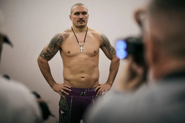 或许正需要, 一条金腰带, 此外